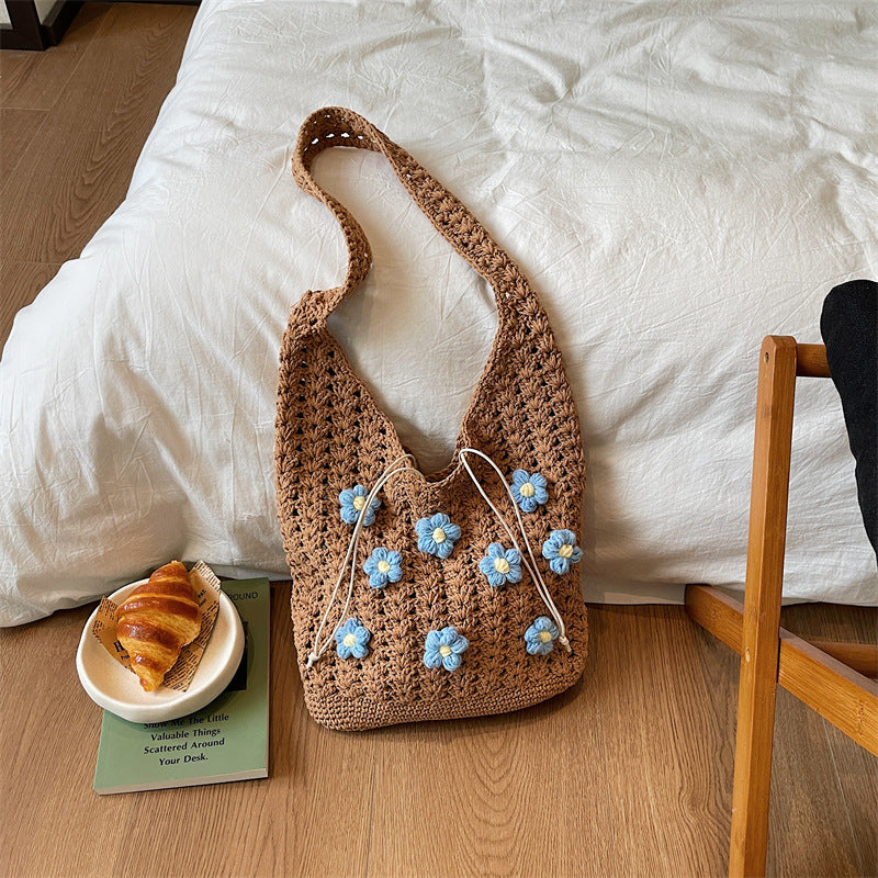 Women's Feeling Large Capacity Woven Summer Flower Pastoral Style Fresh Shoulder Bags