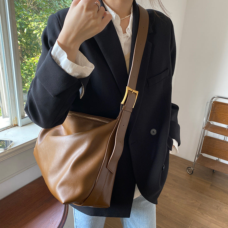 Fashion Retro Solid Color Large Capacity Women's Messenger Bag