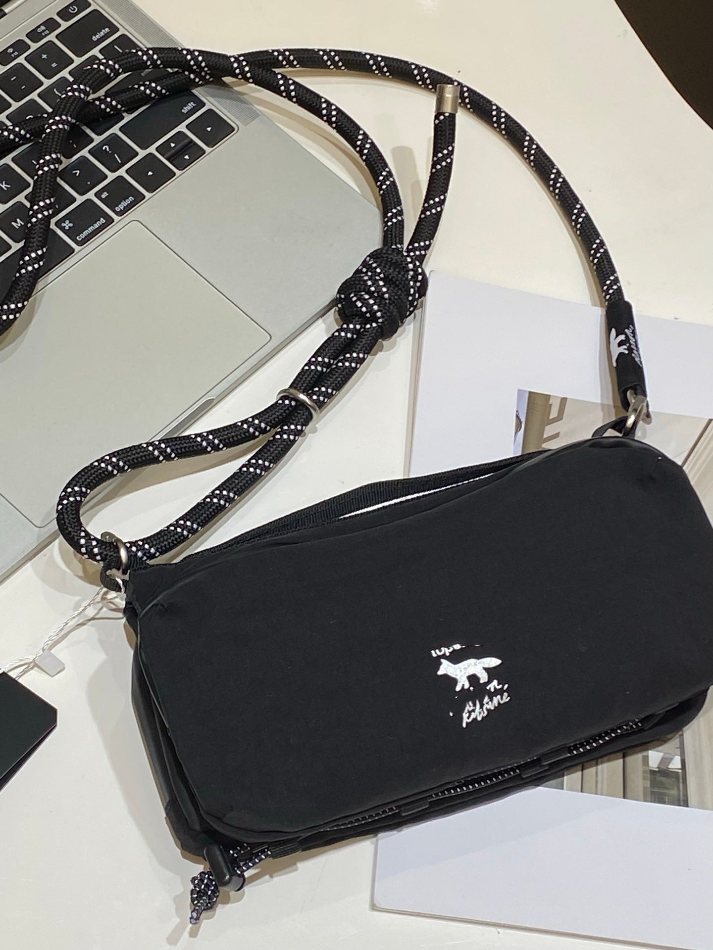 Single Mechanical Style Multifunctional Water Bottle Women's Messenger Bag