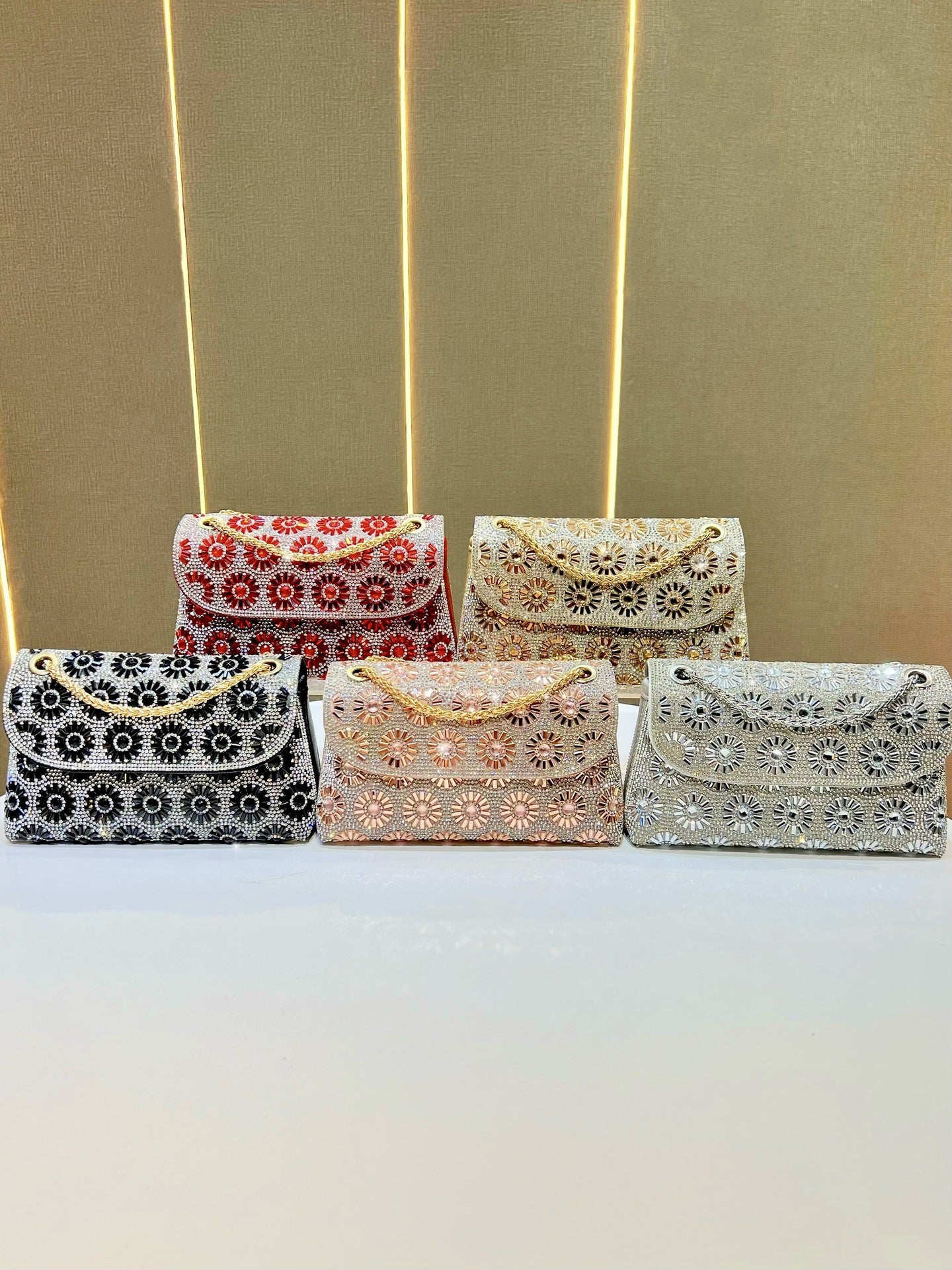 Women's Design Diamond Pouch Fashion Underarm Dinner Bag