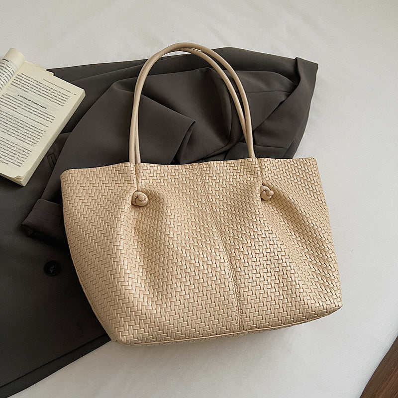 Women's Korean Style Retro Large Capacity Underarm Western Woven Women's Shoulder Bag