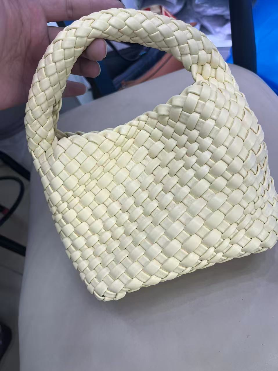 Hand-woven Mini Vegetable Basket Chain Magnetic Phone Bags