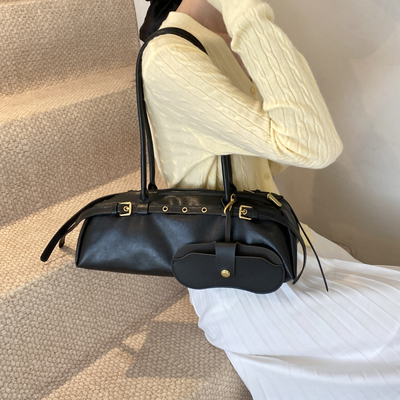 Women's Red Long Underarm Charter Car Style Hot French Stick Women's Shoulder Bag