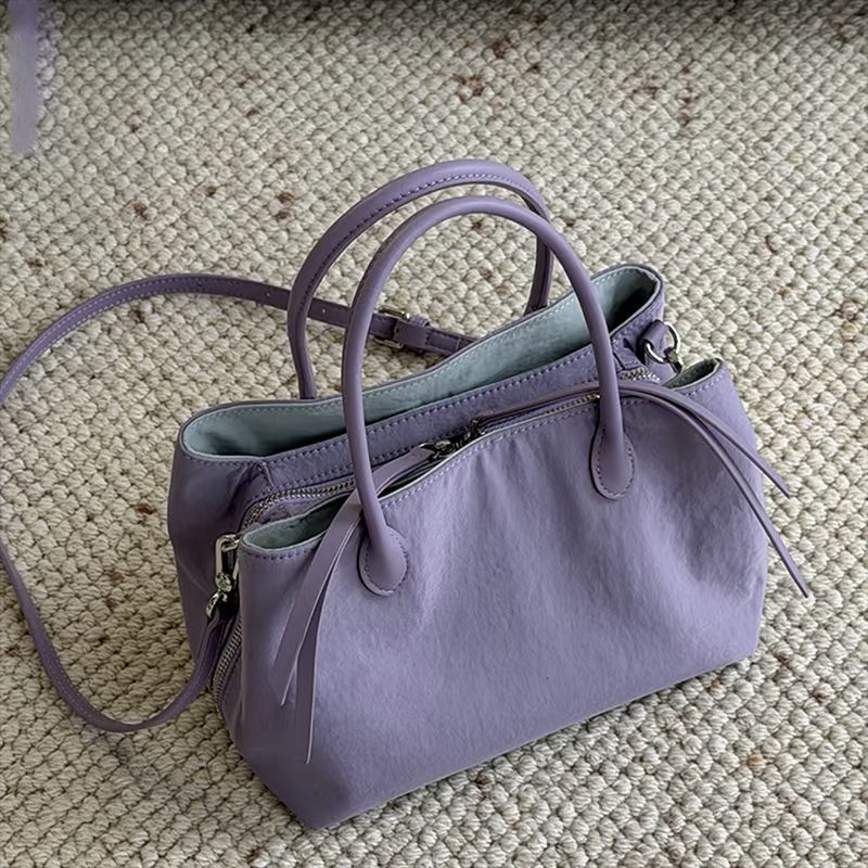 Women's Contrast Color Nylon Commuter Fashionable Simple Tote Bags