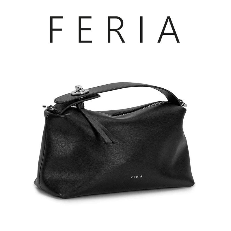 Women's Woven Niche Pillow High-grade Straw Fashion Small Square Bag