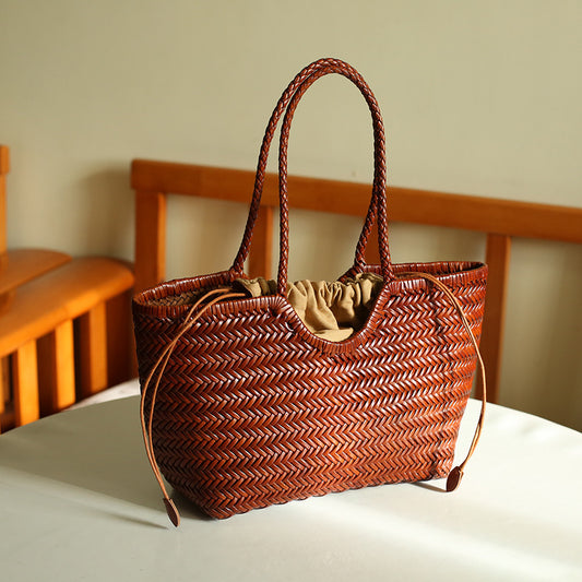 Women's Hand-woven First Layer Cowhide Seaside Vacation Large Handbags