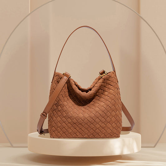 Women's Hand-woven Underarm Stylish Good Texture Commuter Women's Handbag