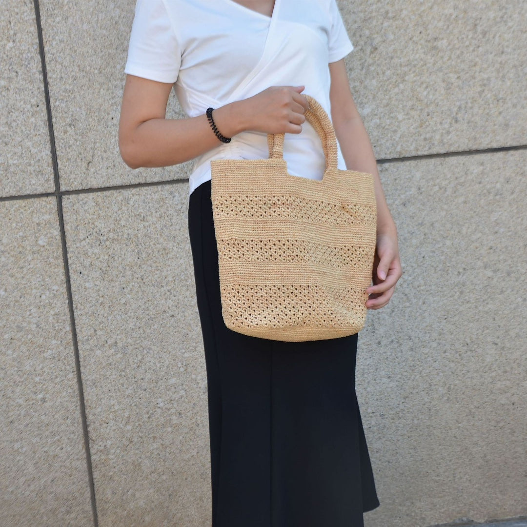Raffia Portable Hand Carrying Large Capacity Hollow Woven Seaside Vacation Bags