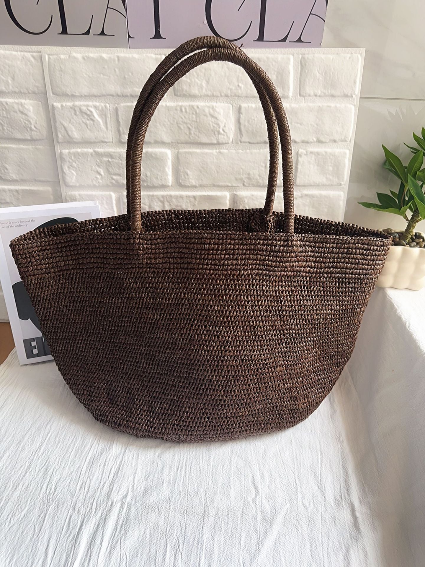 Women's Style Large Capacity Raffia Hand Crocheting Women's Shoulder Bag