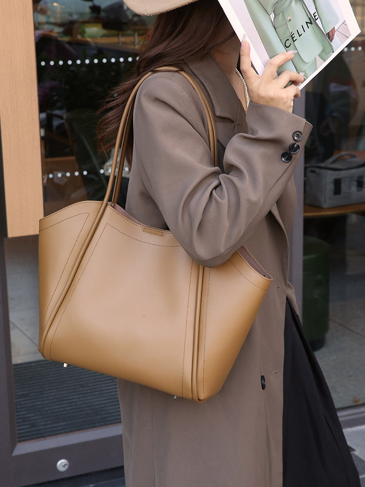 Women's Large Capacity Totes Niche Cowhide Wings Style Women's Shoulder Bag