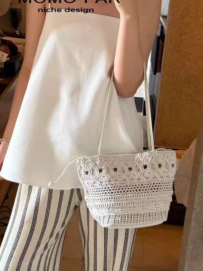 Women's Handmade Woven Lazy Vacation Style Hollow Women's Shoulder Bag