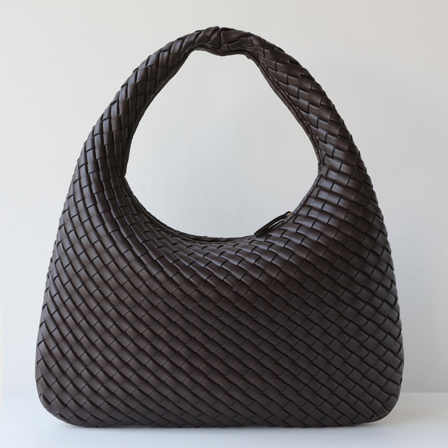 Fashion Hand-woven Dumpling Genuine Leather Versatile Women's Handbag