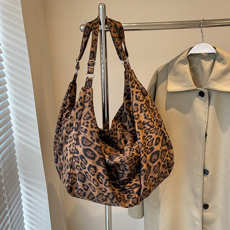 Women's Leisure Commute Large Capacity Leopard Print Tote Bag