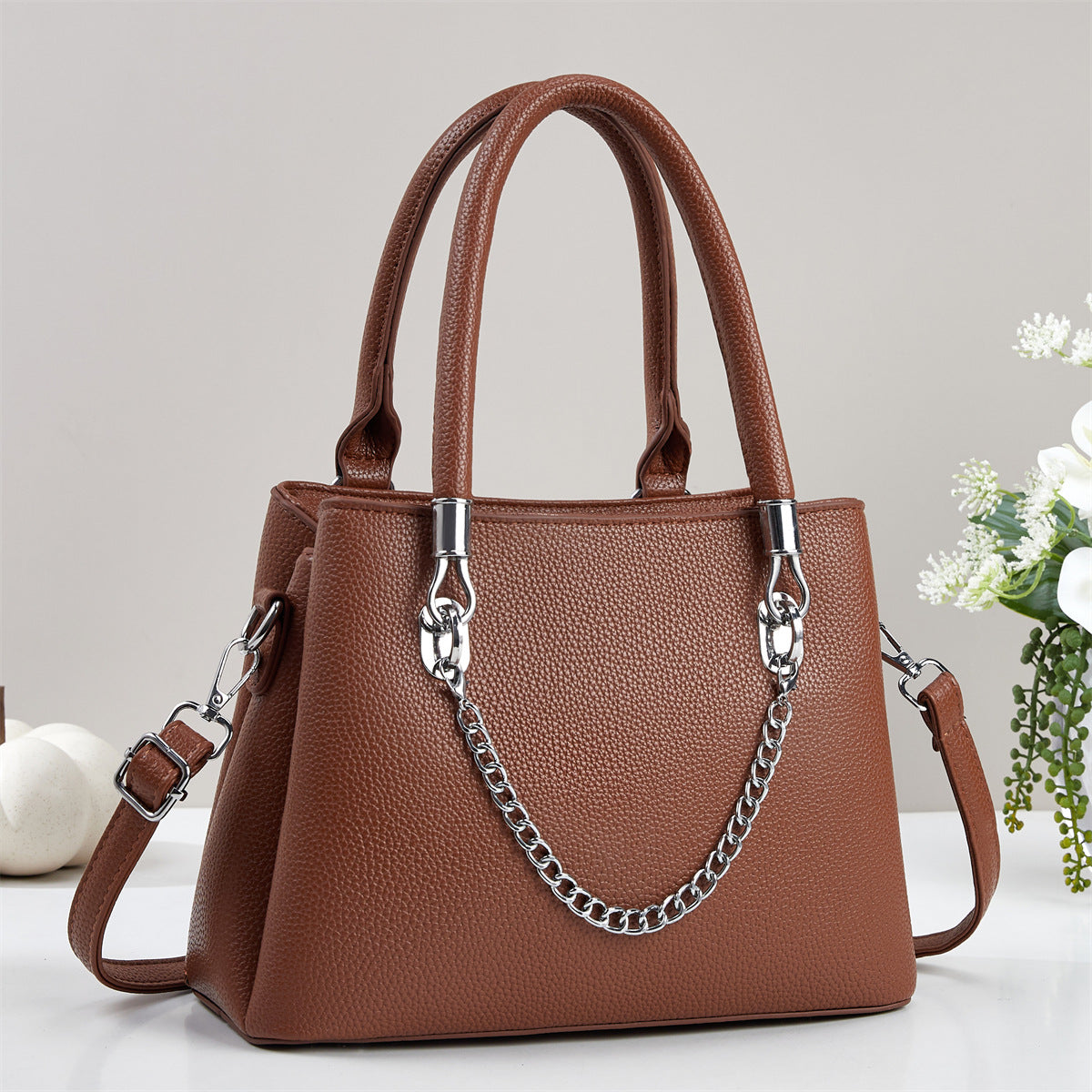 Women's Fashion Design Large Capacity Minority Commuter Bags