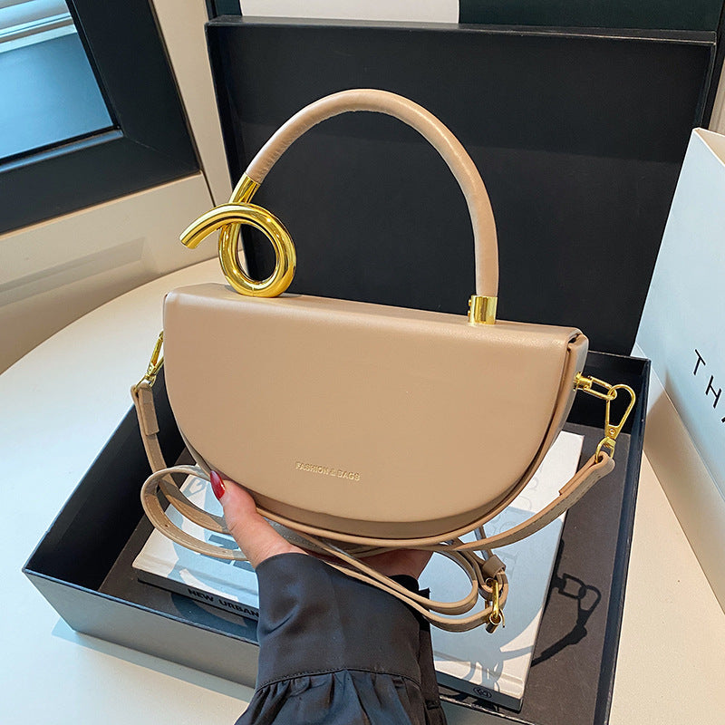 Women's Fashion Trendy Saddle Texture Underarm Leisure Shoulder Bags