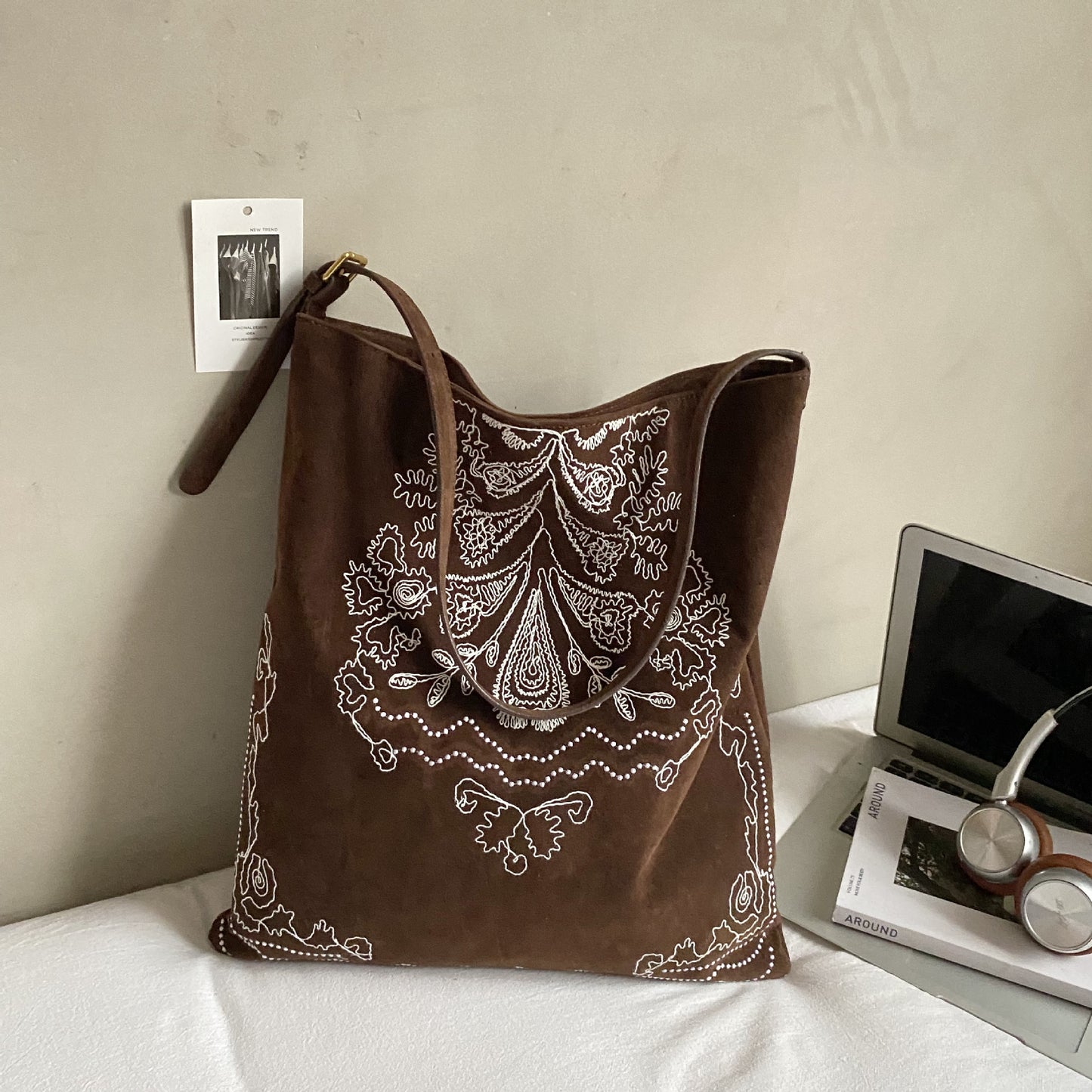 Chinese Style National Frosted Embroidered Commuter Women's Shoulder Bag