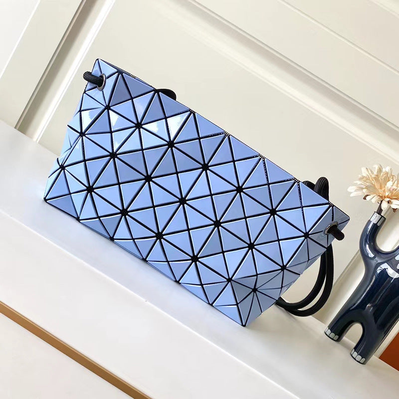 Women's Rhombus Drawstring Life Geometric Fashion Simple Bags