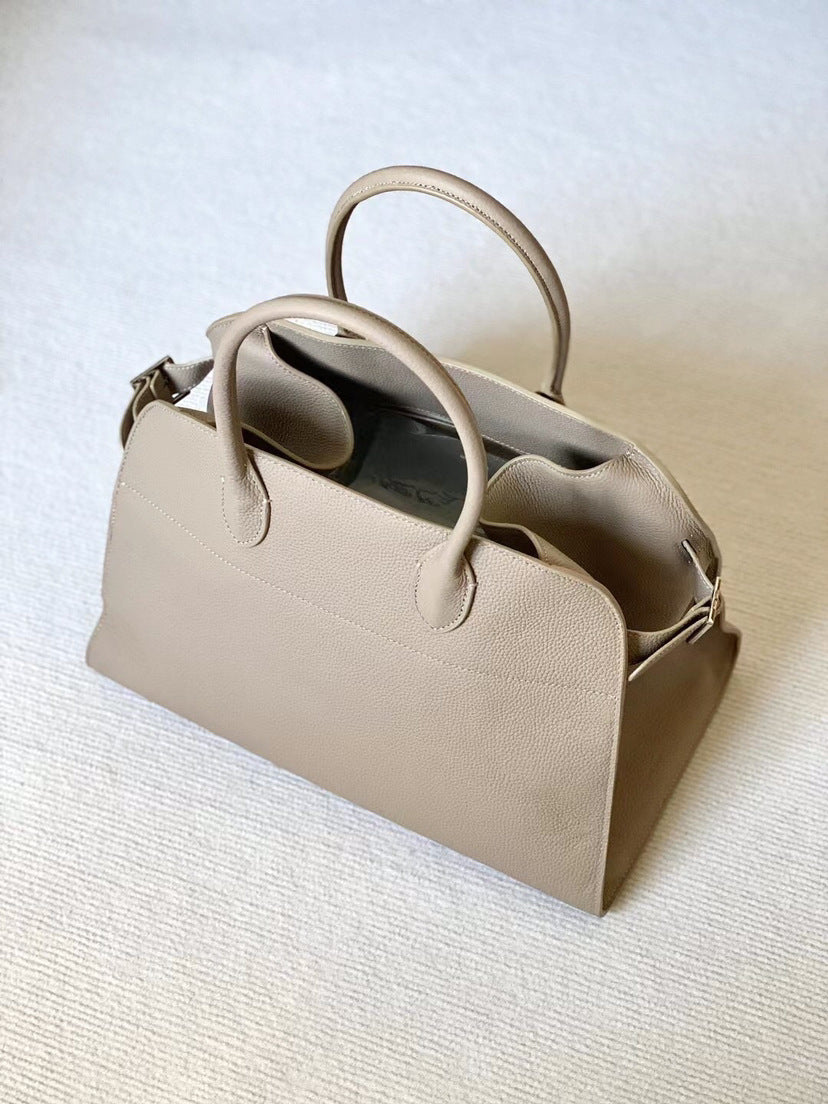 Beautiful Cowhide Leather Minimalist Large Capacity Tote Bags