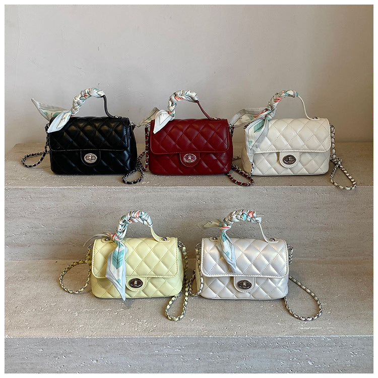 Style High-grade Fashionable Simple Portable Embroidery Small Square Bags