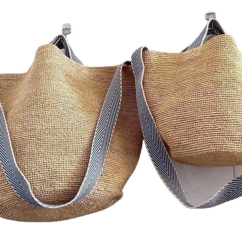Women's Raffia Premium Woven Summer Seaside Vacation Women's Messenger Bag