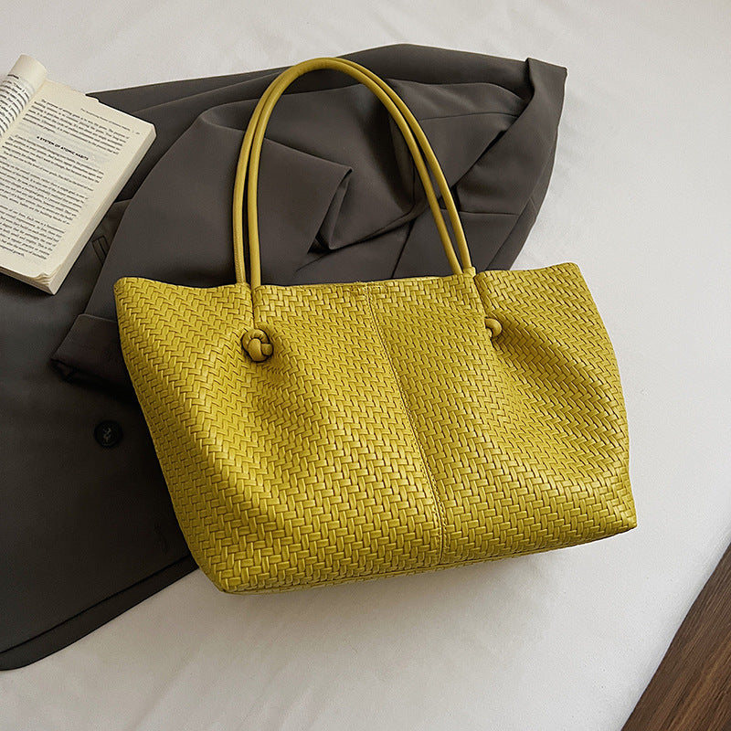Women's Korean Style Retro Large Capacity Underarm Western Woven Women's Shoulder Bag