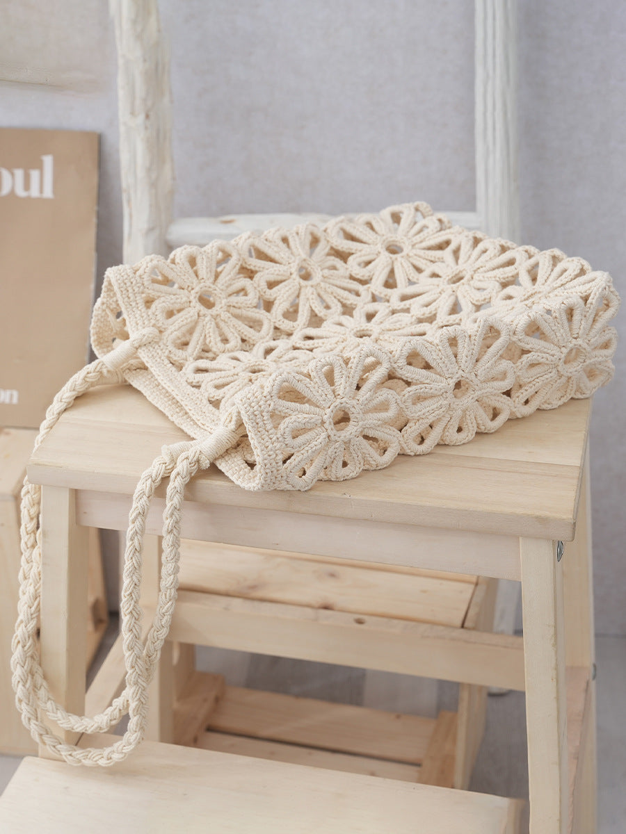 Women's Thread Woven Hollow Flower Handmade One Portable Seaside Women's Shoulder Bag