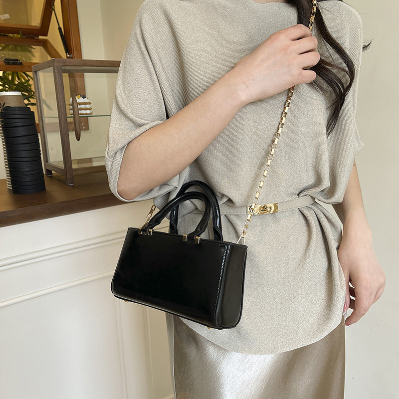 Women's Western Style Fashion Large Capacity Commuter Bags