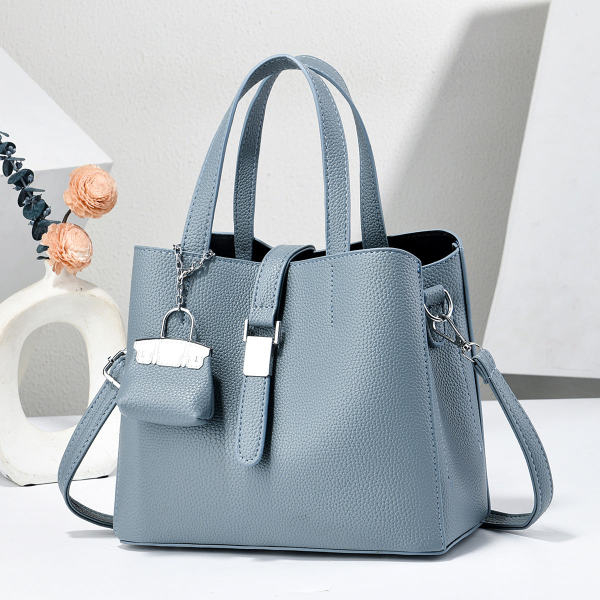 Women's Retro Fashion Portable Design High-grade Women's Shoulder Bag