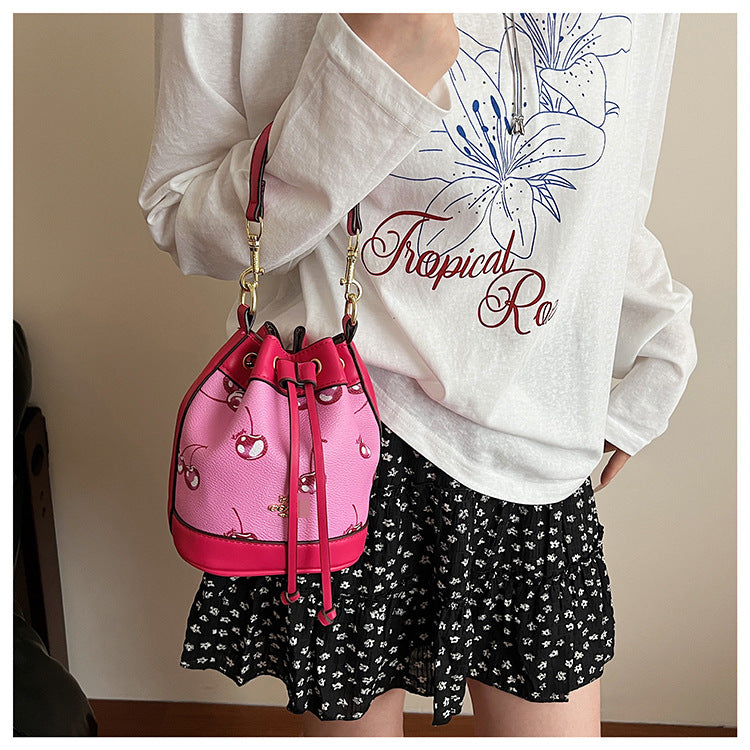Women's Retro Drawstring Fashion Trend Advanced Texture Women's Handbag