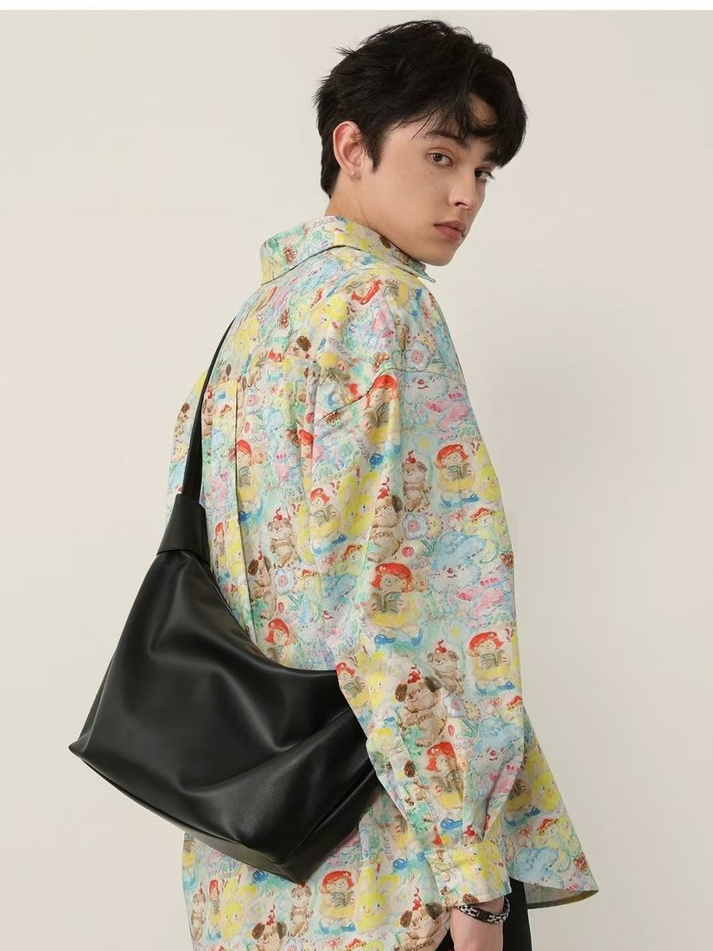 Men's Dumpling Solid Color Lazy Design Soft Leather Simple Style Men's Shoulder Bag