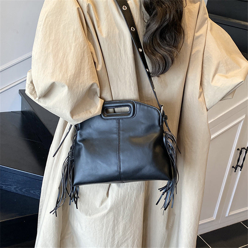 Fashion Commuter Western Style Soft Leather Solid Color Tassel Niche Women's Messenger Bag