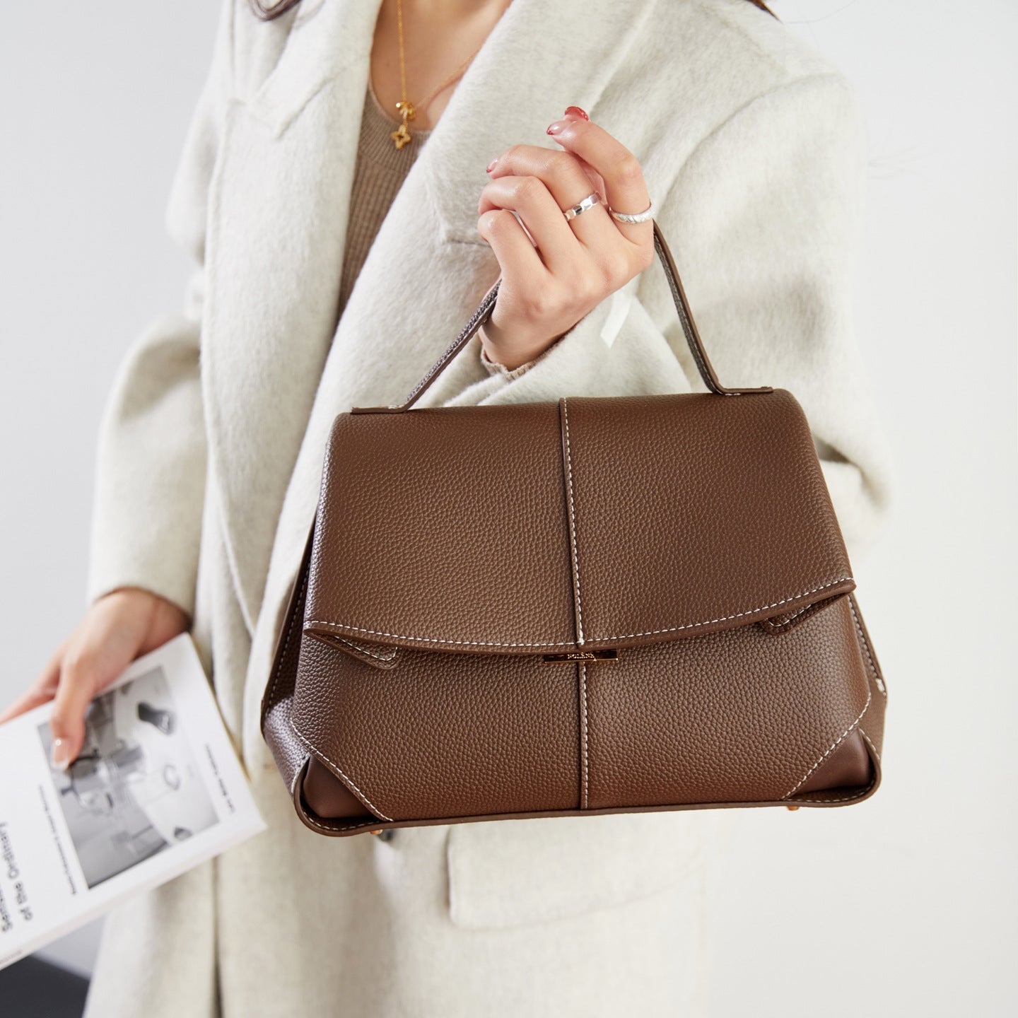 Women's Leather Lychee Pattern Cowhide Light Luxury Commuter Bags