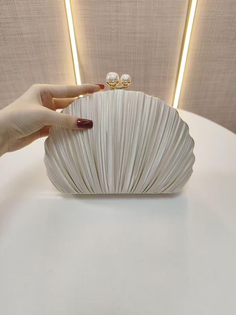 Women's Shell Pleated Clutch Banquet Dress Dinner Bag