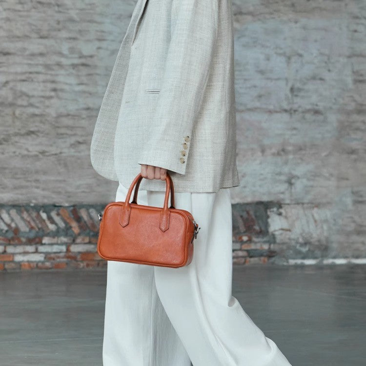 Wide Vegetable Tanning Leather Retro Commuter Bags