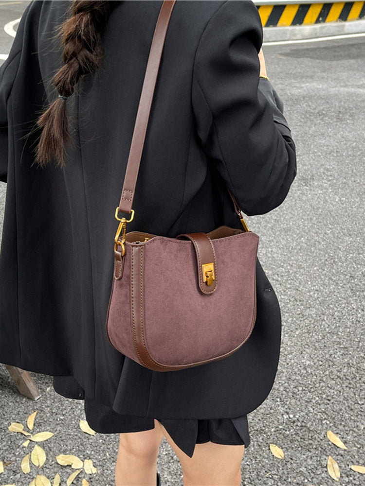Women's Design Fashion Saddle Retro High-grade Women's Shoulder Bag