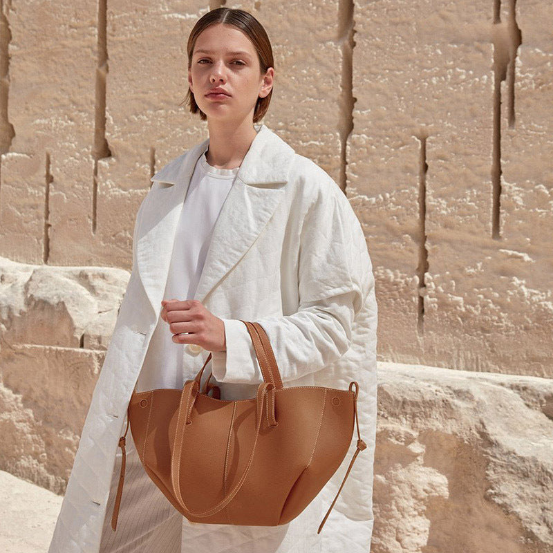 Women's Niche Leather Large Capacity Shopping Tote Bag