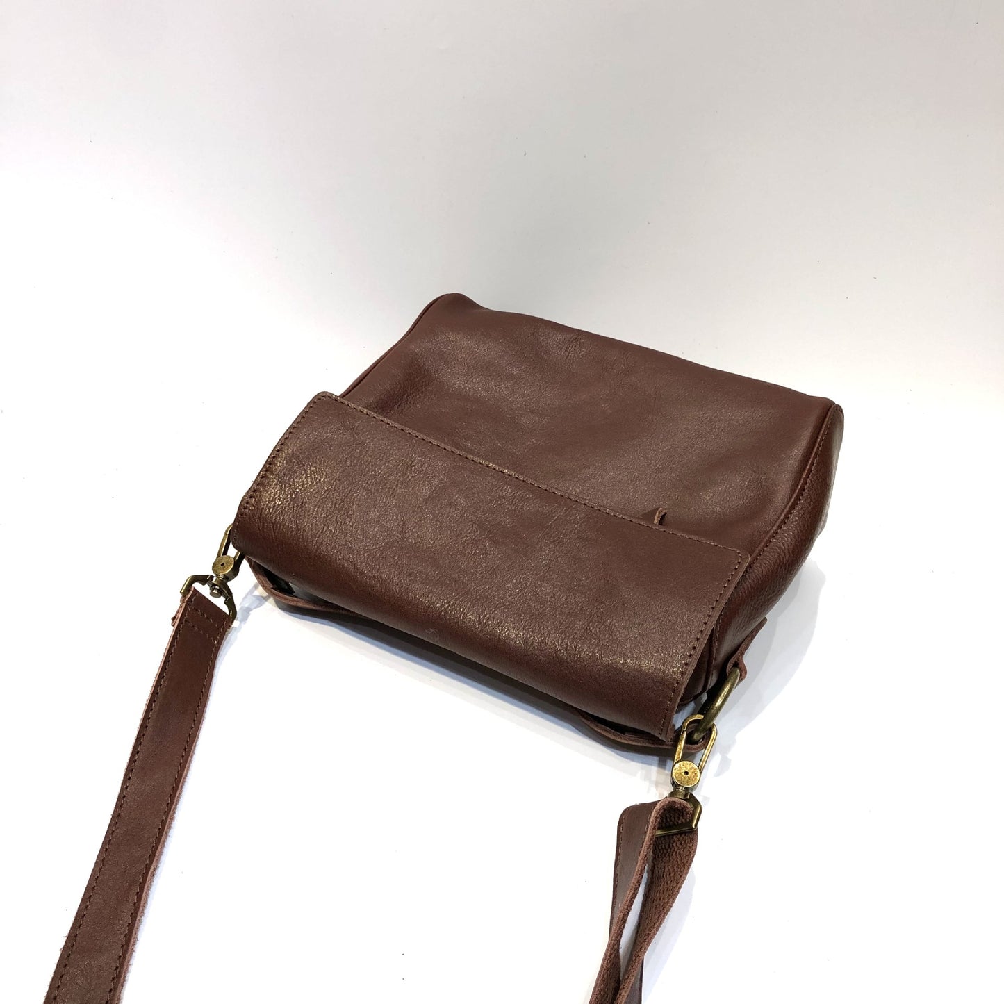 Women's Vintage Handmade First Layer Vegetable Tanning Portable Women's Shoulder Bag