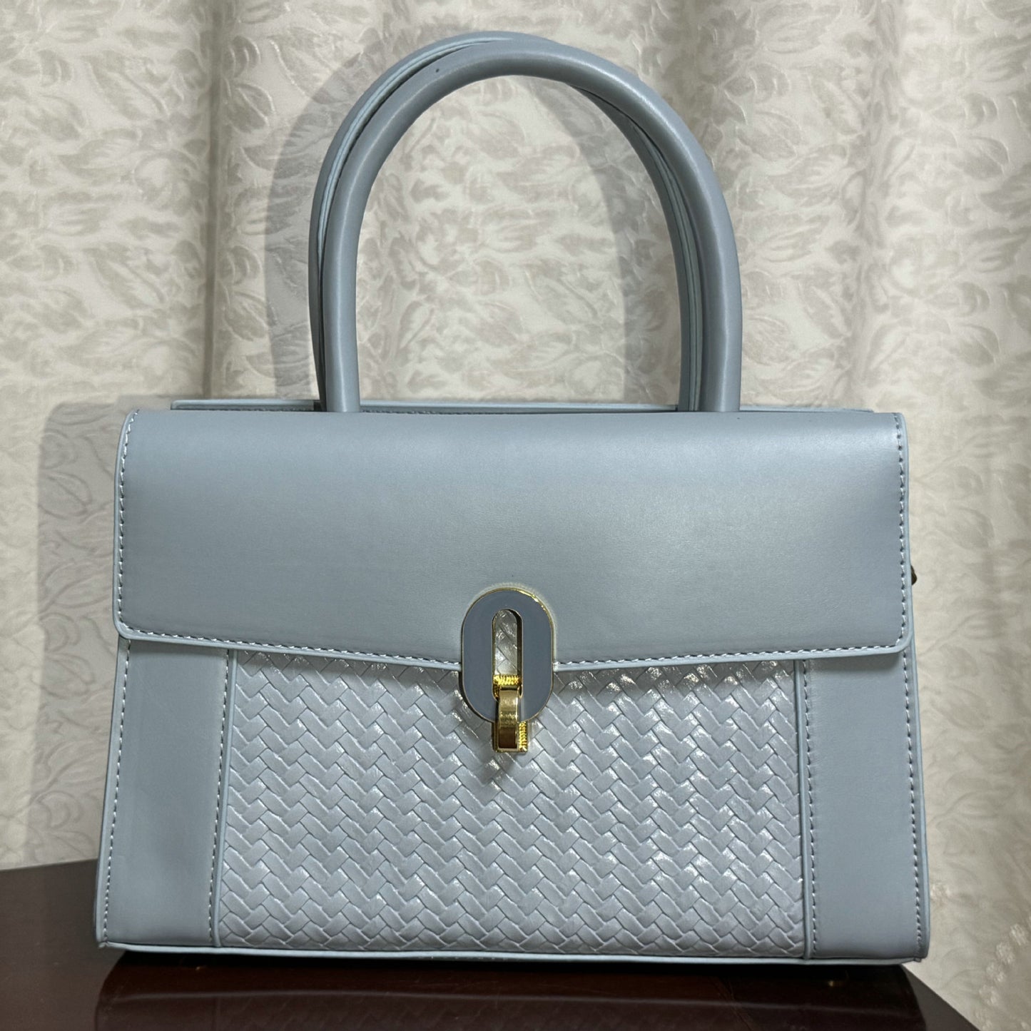 Classic Simple Fashion Versatile Large Capacity Women's Shoulder Bag