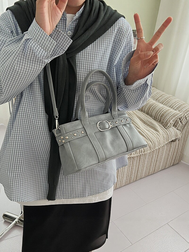 Women's Spring Fashion Decorative Rivets Commuter Large Capacity Women's Shoulder Bag