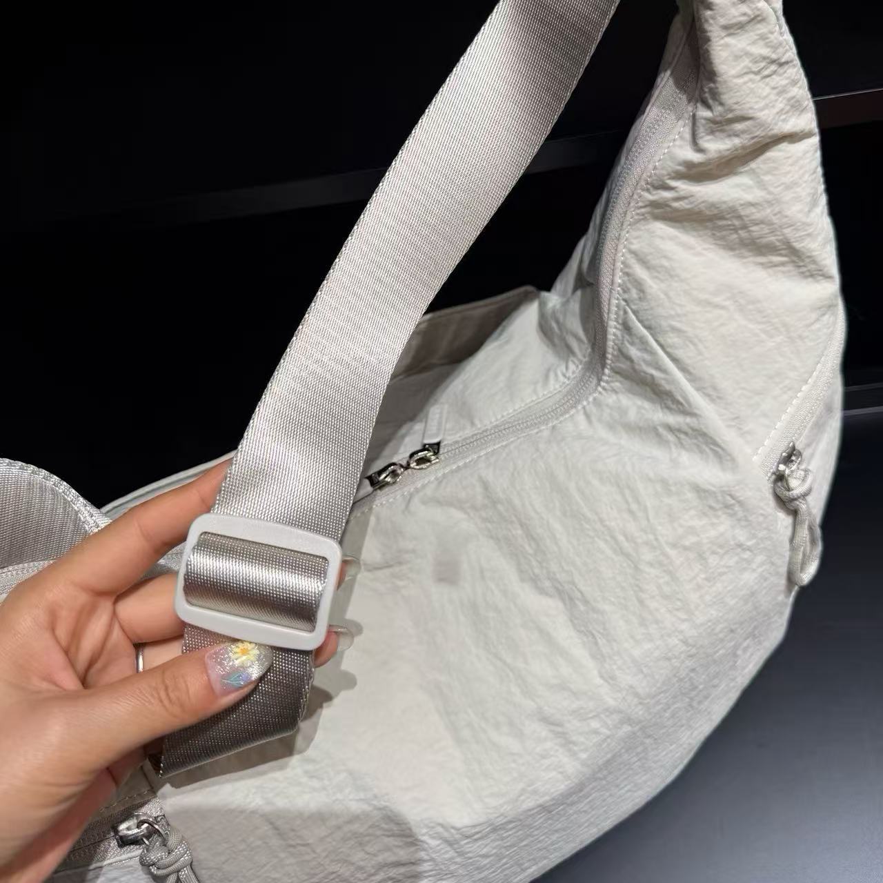Women's Dew Croissant Sport Fitness Water Repellent Women's Messenger Bag