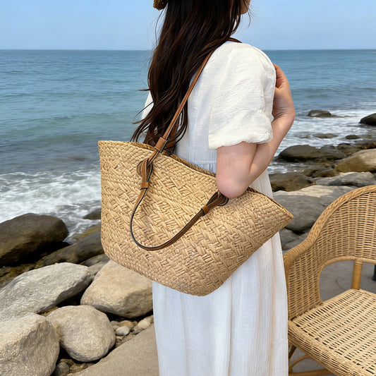 Women's Woven Straw Summer Seaside Beach Portable Large Capacity Shoulder Bags