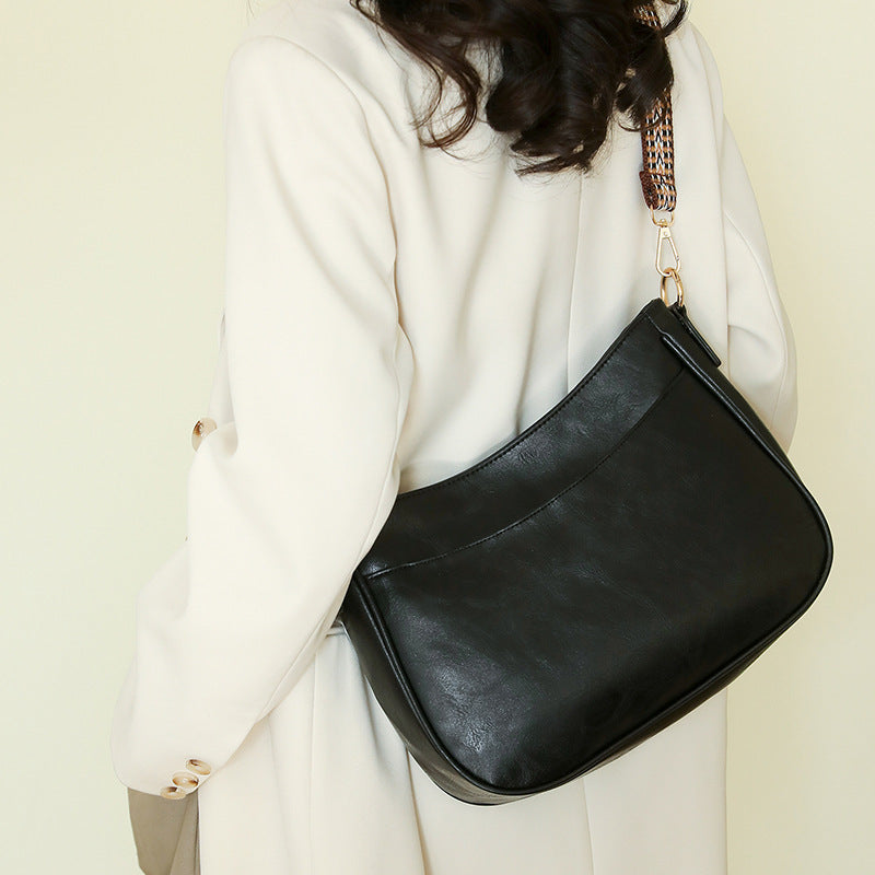 Versatile Women's Retro Commuter Large Capacity Bags