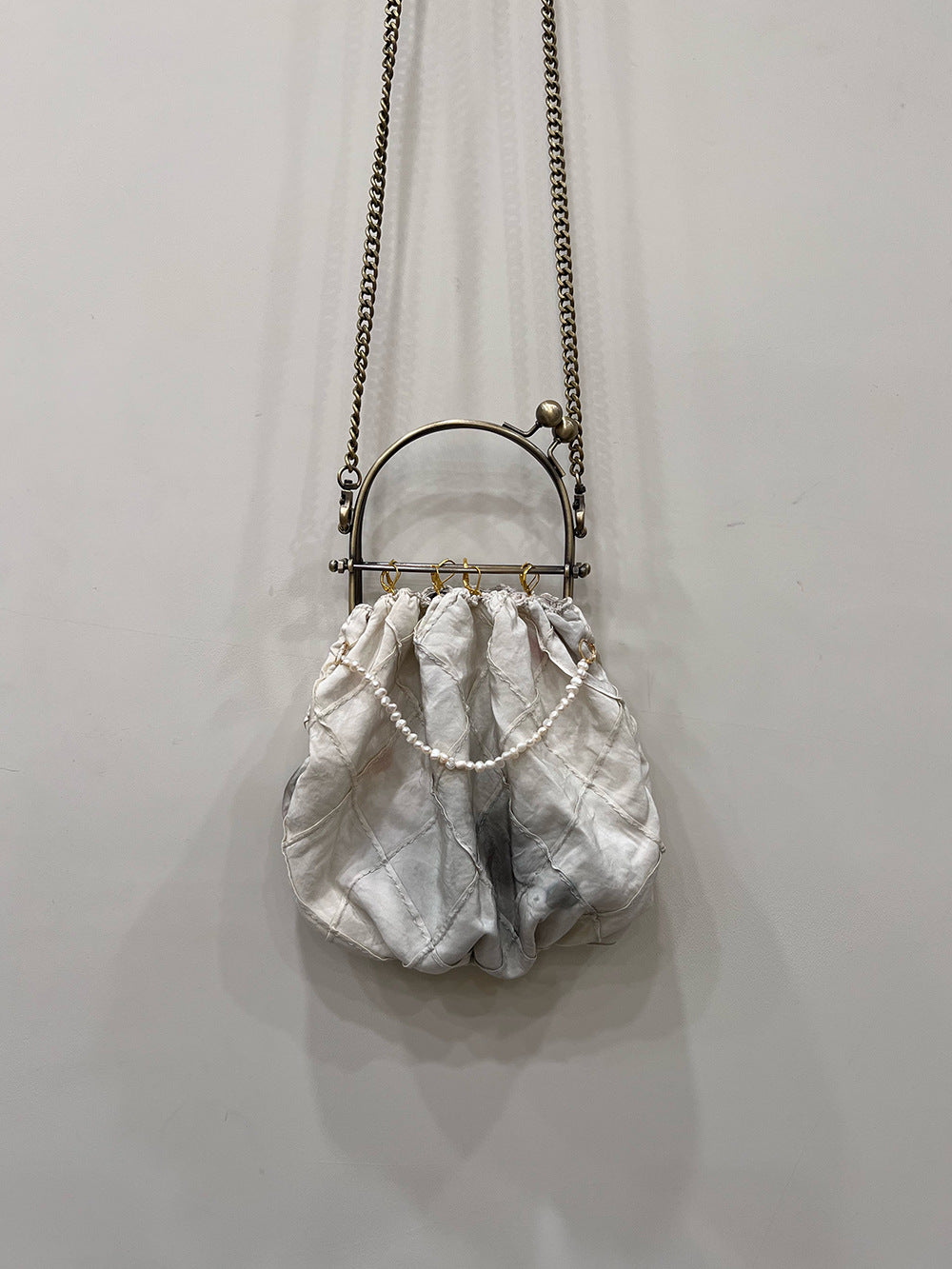 Bud Silk Sling Chain Wine Pot Fastener Decoration Bags