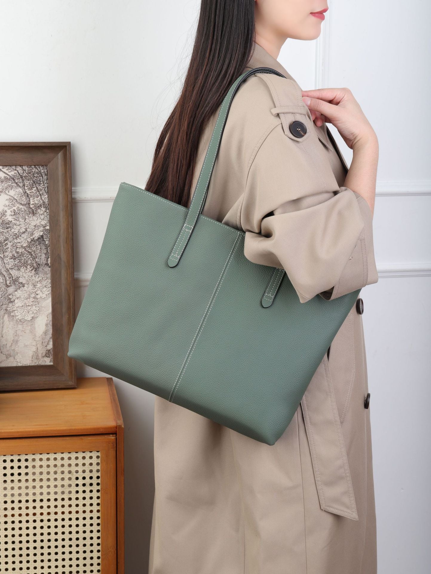 Women's Layer Leather Large Capacity Totes Simple Shopping Computer Women's Shoulder Bag