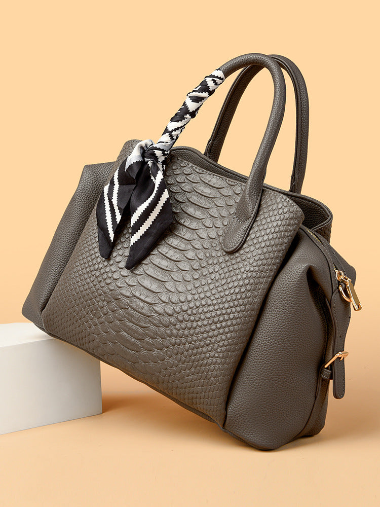 Women's Day Gift Large Capacity Crocodile Pattern Women's Handbag