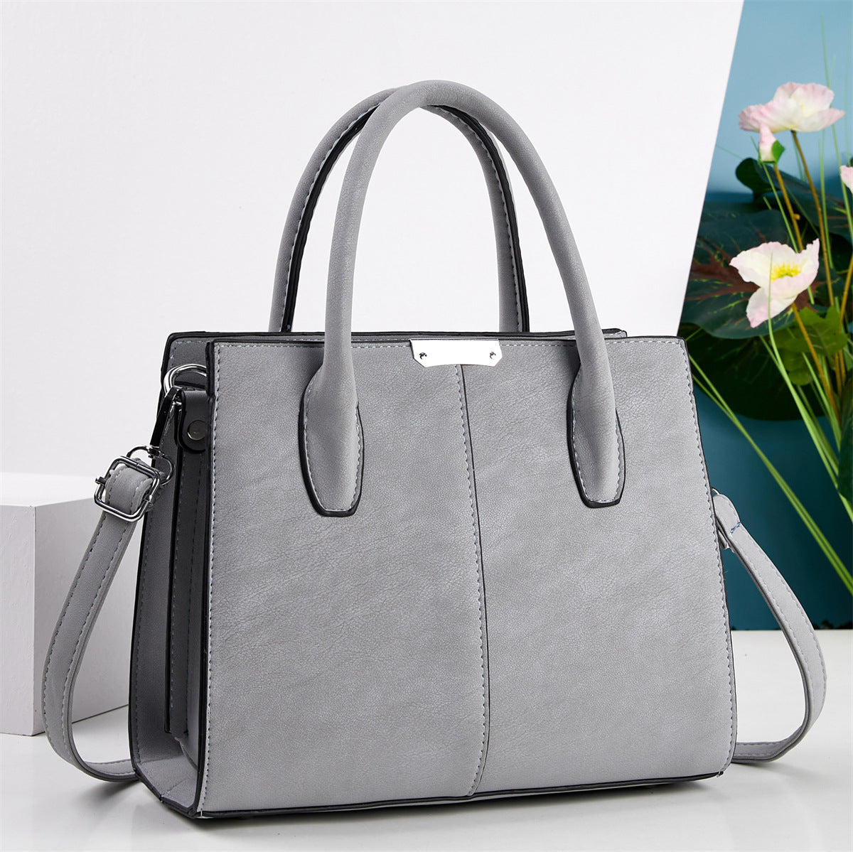 Women's High-grade Large Capacity Three-piece Retro Women's Handbag