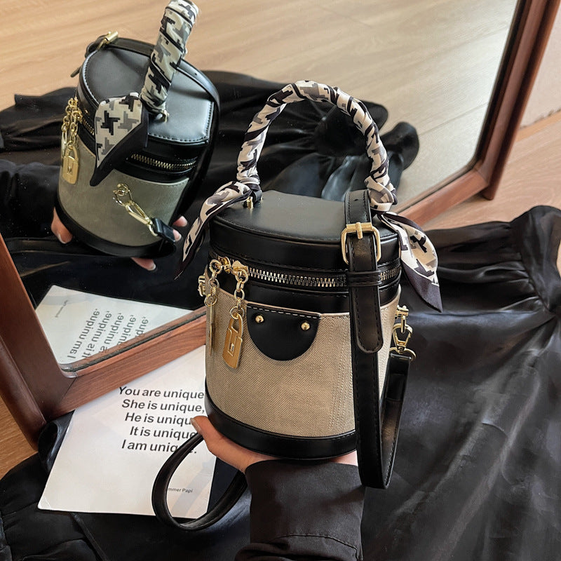 Women's Color Minimalist Portable Round High-grade Western Handbags