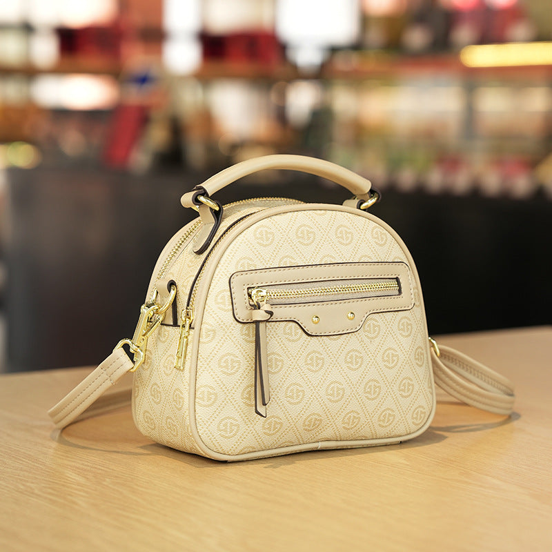 Design Fashion Female Hand Large Capacity Advanced Texture Light Women's Messenger Bag