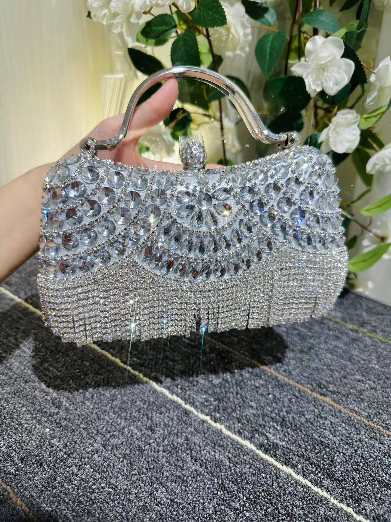 Glamorous Female Fashion Rhinestone Versatile Chain Bags