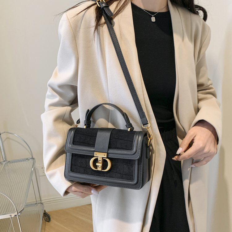 Advanced Texture Design Western Style Light Small Square Bags